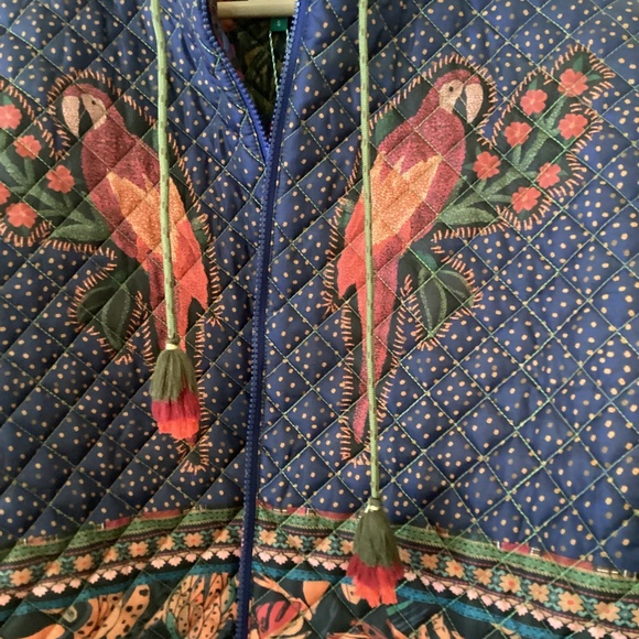 FARM Rio Mixed Patchwork Midi Reversible Puffer Jacket w/Belt Side Zipper Vents - Picture 5 of 16